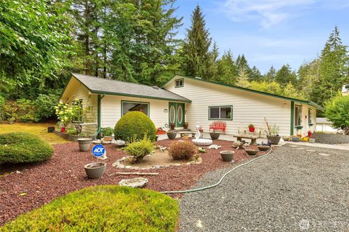 3320 SE Se Baker Rd, Port Orchard, WA, 98367-7876 | Card Image