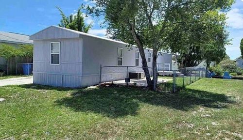 5830 Portsmouth Dr, Tampa, FL, 33615-3734 | Card Image