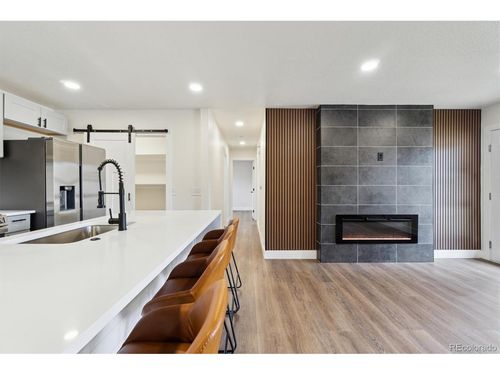 2840 Cottonwood Dr, Denver, CO, 80221-3211 | Card Image