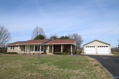 172 Dodd Road, Guntersville, AL, 35976 | Card Image