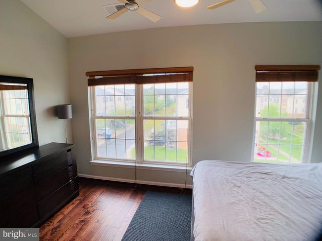 42627 Homefront Ter, Townhouse with 3 bedrooms, 4 bathrooms and null parking in SOUTH RIDING VA | Image 37