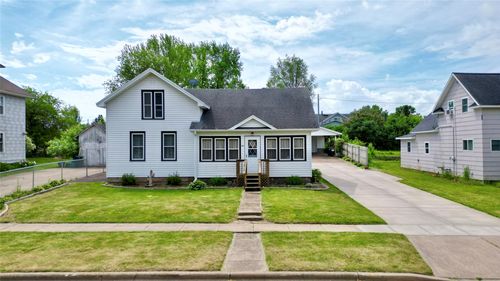 248 E Washington Ave, Fall Creek, WI, 54742-9519 | Card Image