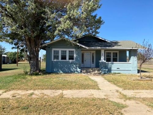 602 S Main St, Floydada, TX, 79235-3340 | Card Image