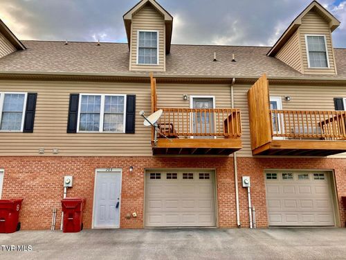 203-2108 Pleasant View Dr, Johnson City, TN, 37604-7396 | Card Image