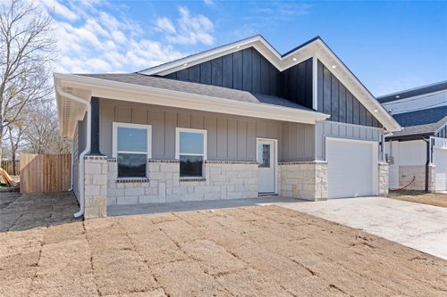 2607 Carver St, Greenville, TX, 75401 | Card Image