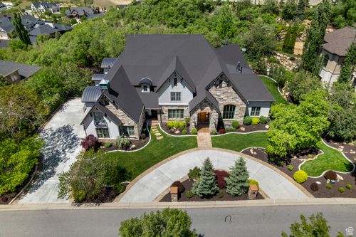 81 Lone Hollow Dr, Sandy, UT, 84092-5531 | Card Image