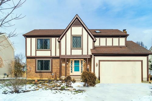 2951 Honeysuckle Lane, Hilliard, OH, 43026 | Card Image