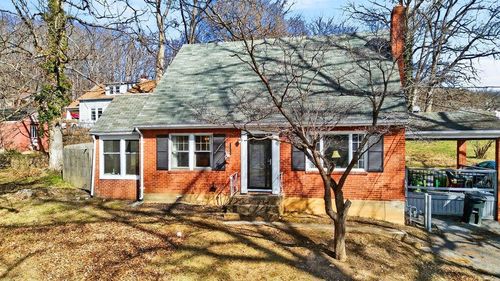 1521 Churchville Ave, STAUNTON, VA, 24401 | Card Image