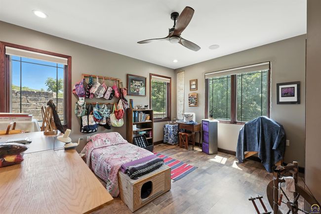 6010 Sw Douglas Rd, House other with 3 bedrooms, 3 bathrooms and null parking in Topeka KS | Image 23