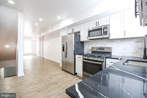 154 N Ellwood Ave, BALTIMORE, MD, 21224-1307 | Card Image