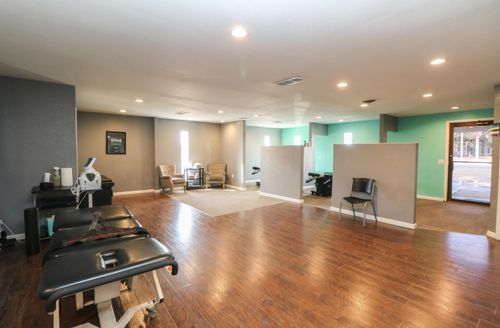 200 E Waylon Jennings Blvd, Littlefield, TX, 79339-3829 | Card Image