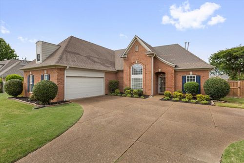 452 Glenogle Ln, Collierville, TN, 38017-2429 | Card Image