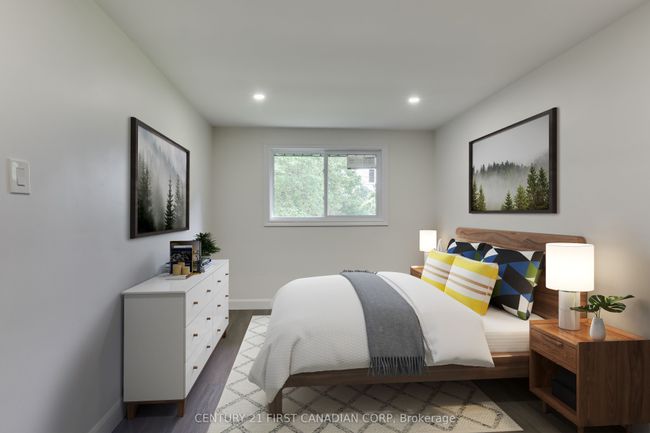 207 Cairn St, House attached with 4 bedrooms, 2 bathrooms and 3 parking in London ON | Image 11