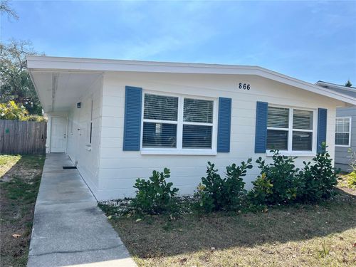860 49th Ave N, ST PETERSBURG, FL, 33703-3731 | Card Image
