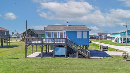 951 Clara, Crystal Beach, TX, 77650 | Card Image
