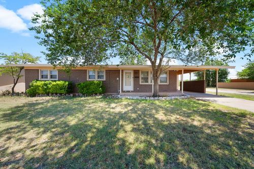 2400 Alabama St, Big Spring, TX, 79720-5210 | Card Image