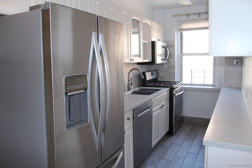 apt-5a-811 Bronx River Rd, Yonkers, NY, 10708-8026 | Card Image