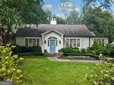 View of front of house with a front yard | Image 1