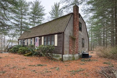 54 Leaf Ln, East Bridgewater, MA, 02333-1654 | Card Image