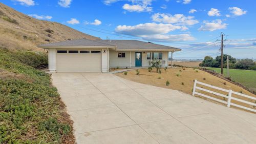 761 Riverside Rd, Nipomo, CA, 93444-8712 | Card Image