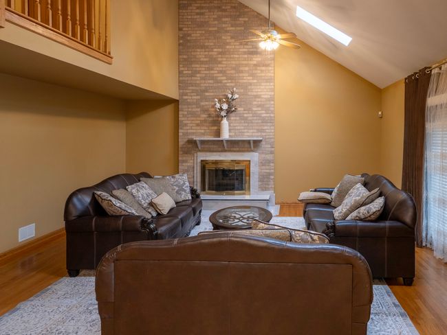 1707 Frediani Ct, House other with 5 bedrooms, 5 bathrooms and 2 parking in Mount Prospect IL | Image 12
