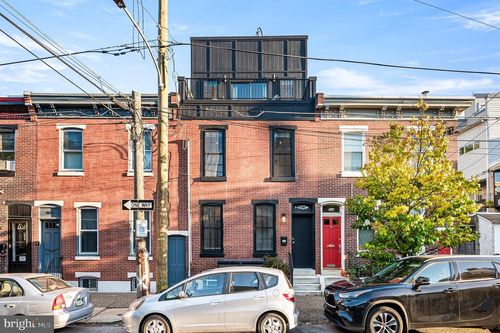 806 Moyer St, PHILADELPHIA, PA, 19125-3507 | Card Image