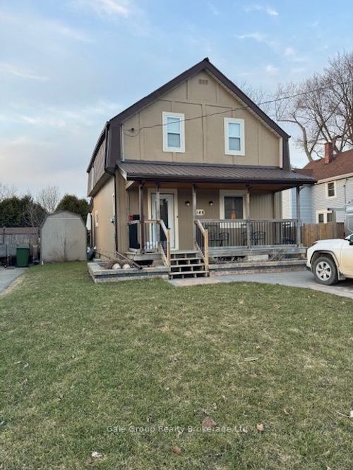148 Borden Ave, Central Elgin, ON, N0L1B0 | Card Image