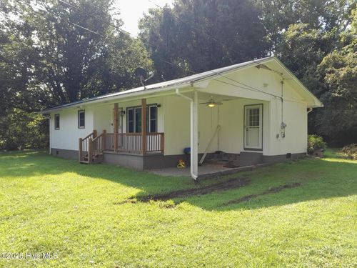 225 Wilhide St, Andrews, NC, 28901-9664 | Card Image