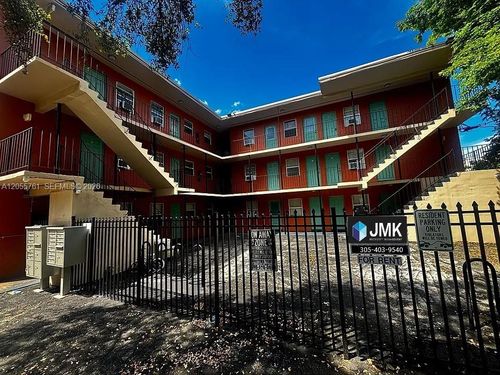 6-3669 Thomas Ave, Miami, FL, 33133-5758 | Card Image