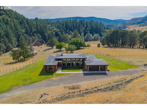 13700 Sw East Creek Rd, Willamina, OR, 97396-9525 | Card Image