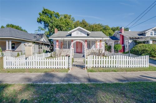 427 Washington Ave, EUSTIS, FL, 32726-4142 | Card Image