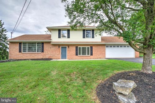 933 Byron Rd, HUMMELSTOWN, PA, 17036-8507 | Card Image