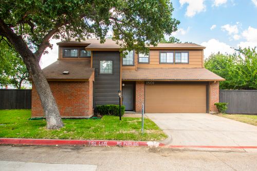 1501 Brentwood Dr, Irving, TX, 75061-2907 | Card Image