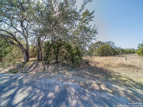 102 Lonesome Dove, Boerne, TX, 78006 | Card Image