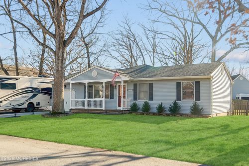 301 Chestnut Drive, Lanoka Harbor, NJ, 08734 | Card Image