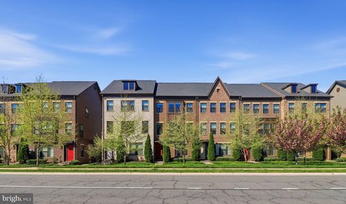 13658 Air And Space Museum Pkwy, HERNDON, VA, 20171-4193 | Card Image