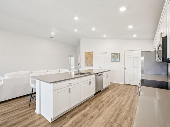 6528 166 Th Pl E, House other with 3 bedrooms, 2 bathrooms and null parking in PARRISH FL | Image 6