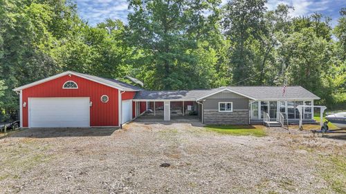 13426 Cedar Rd Ne, Thornville, OH, 43076-9166 | Card Image