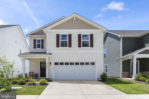 318 Forest Edge Ave, LA PLATA, MD, 20646-9223 | Card Image