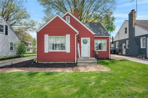 2024 Broad Blvd, Cuyahoga Falls, OH, 44223-1918 | Card Image