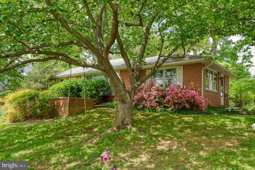 2911 Nelson Ln, FALLSTON, MD, 21047-1328 | Card Image