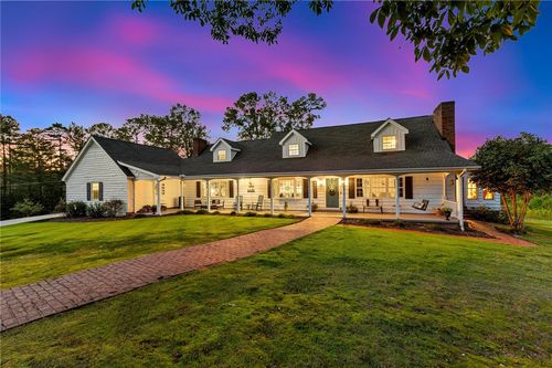 46 Mason Dr, Walhalla, SC, 29691-4332 | Card Image