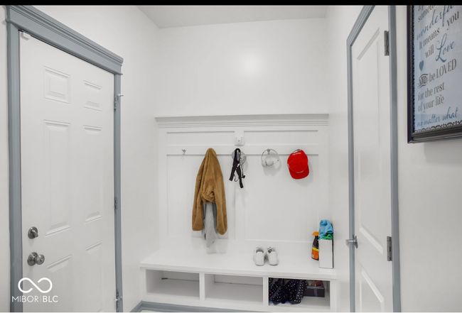 210 Lynnette Way, House other with 5 bedrooms, 3 bathrooms and null parking in Cumberland IN | Image 11