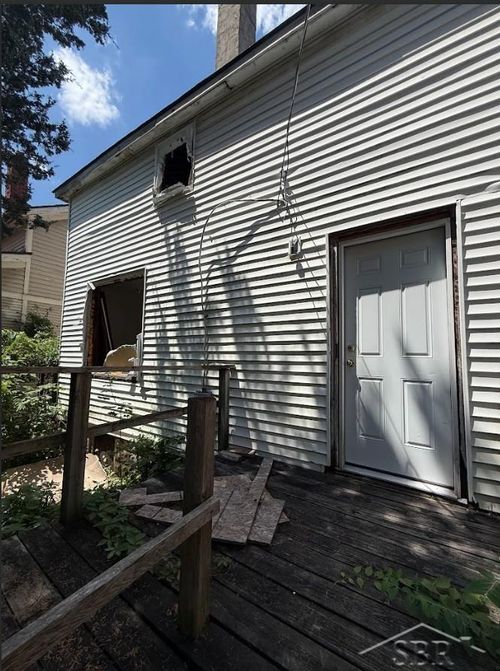 31 Brighton St, Highland Park, MI, 48203-2534 | Card Image