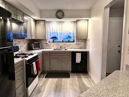 43-43 Brockton Ct, Beacon Falls, CT, 06403-4922 | Card Image