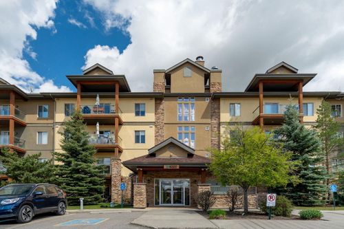 4214-92 Crystal Shores Rd, Okotoks, AB, T1S2N2 | Card Image
