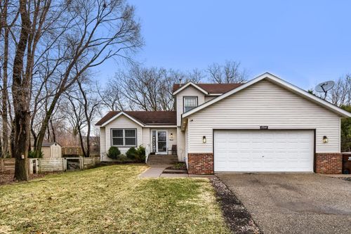 7841 Corey Path, Inver Grove Heights, MN, 55076-3130 | Card Image