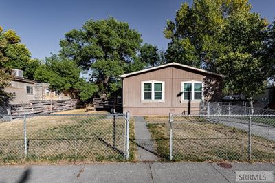 775 Lakewood Avenue, House other with 3 bedrooms, 2 bathrooms and null parking in Idaho Falls ID | Image 3