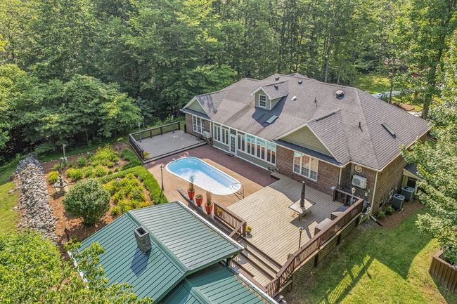 23677 Archery Range Rd, House other with 3 bedrooms, 3 bathrooms and 4 parking in Bristol VA | Image 6