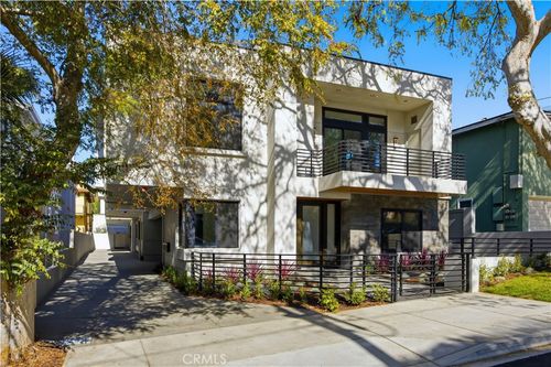 b-2005 Mathews Ave, Redondo Beach, CA, 90278-3009 | Card Image